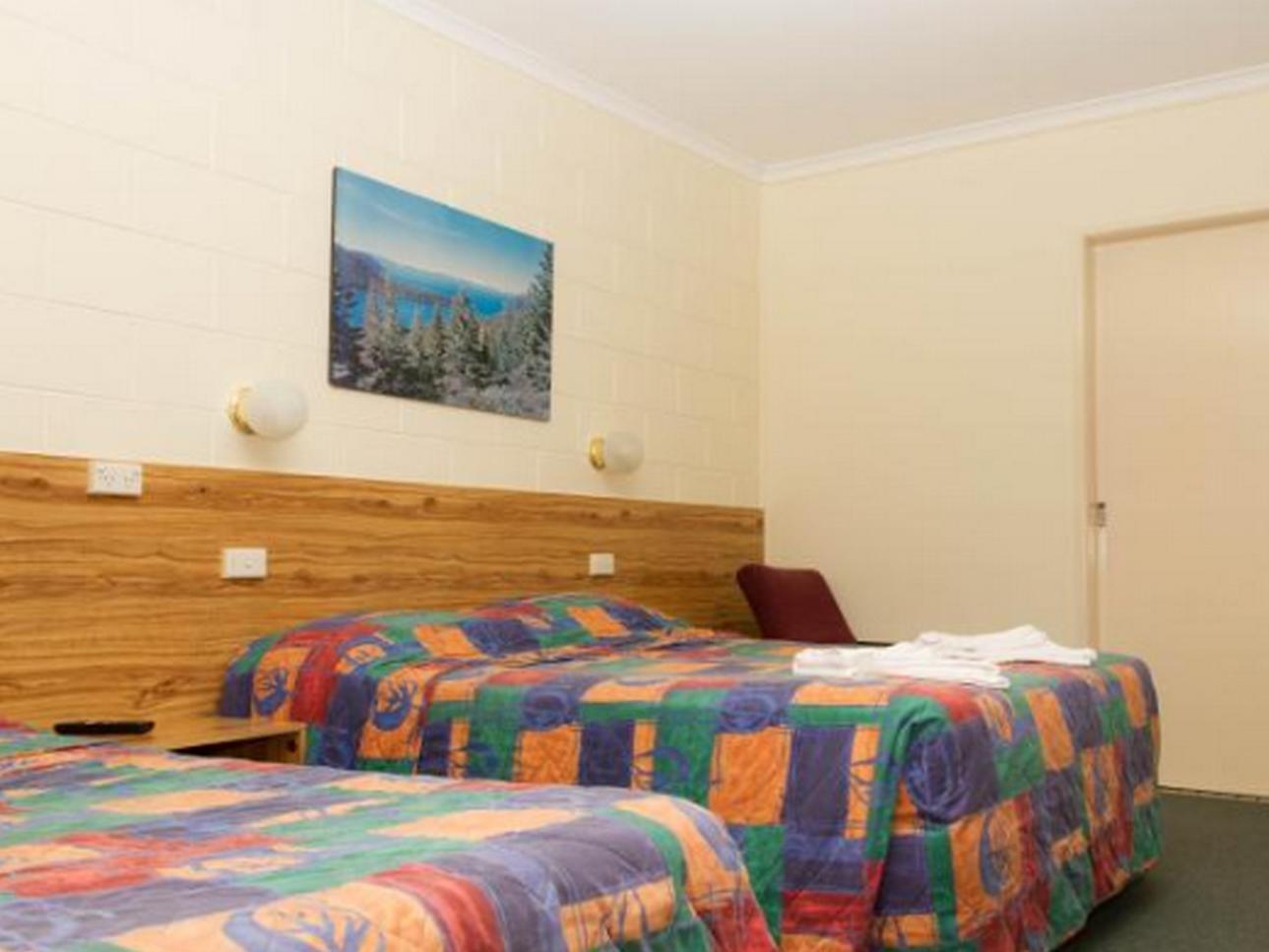 Glenmore Palms Motel Rockhampton Bagian luar foto