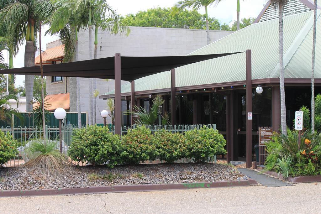 Glenmore Palms Motel Rockhampton Bagian luar foto