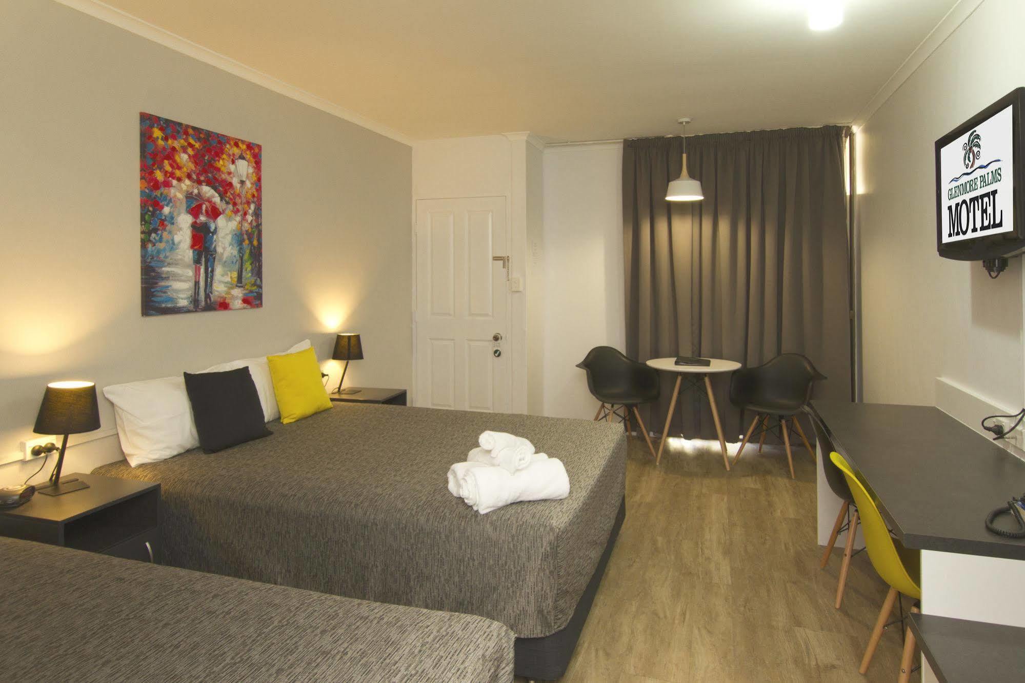 Glenmore Palms Motel Rockhampton Bagian luar foto